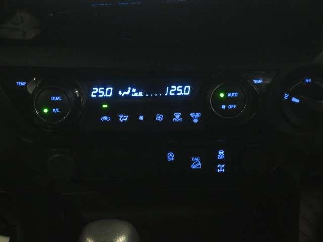 便利なオートエアコンです。