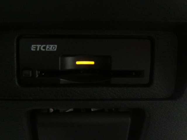 オーラ 1.2 G FOUR レザーエディション 4WD アラビュー 追従クルコン LEDライト バックモニター ドライブレコーダー インテリキー 4WD ETC アルミ キーレスエントリー オートエアコン メモリーナビ ナビTV 衝突被害軽減ブレ-キ 360°カメラ(12枚目)