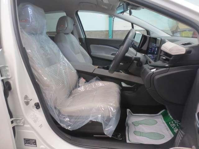 オーラ 1.2 G FOUR レザーエディション 4WD アラビュー 追従クルコン LEDライト バックモニター ドライブレコーダー インテリキー 4WD ETC アルミ キーレスエントリー オートエアコン メモリーナビ ナビTV 衝突被害軽減ブレ-キ 360°カメラ(15枚目)