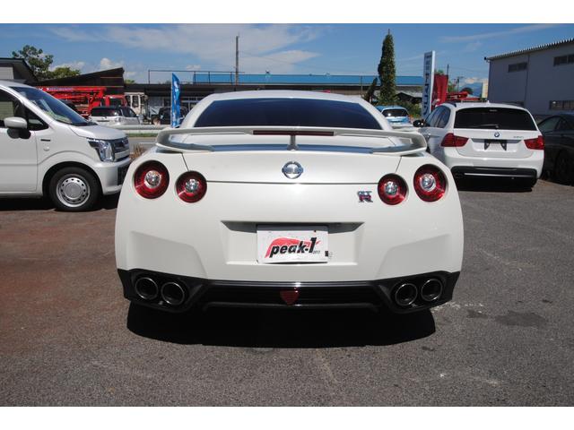 ＧＴ－Ｒ ブラックエディション　４ＷＤ　フライホイール交換済　禁煙車　ＭＹ１４仕様＆ＭＹ１７イナズマライト　ＭＹ１４テールライト　ビルトインＥＴＣ　Ｂカメラ　ブレンボキャリパー　デイライト　　整備記録大量（6枚目）