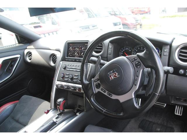 ＧＴ－Ｒ ブラックエディション　４ＷＤ　フライホイール交換済　禁煙車　ＭＹ１４仕様＆ＭＹ１７イナズマライト　ＭＹ１４テールライト　ビルトインＥＴＣ　Ｂカメラ　ブレンボキャリパー　デイライト　　整備記録大量（12枚目）