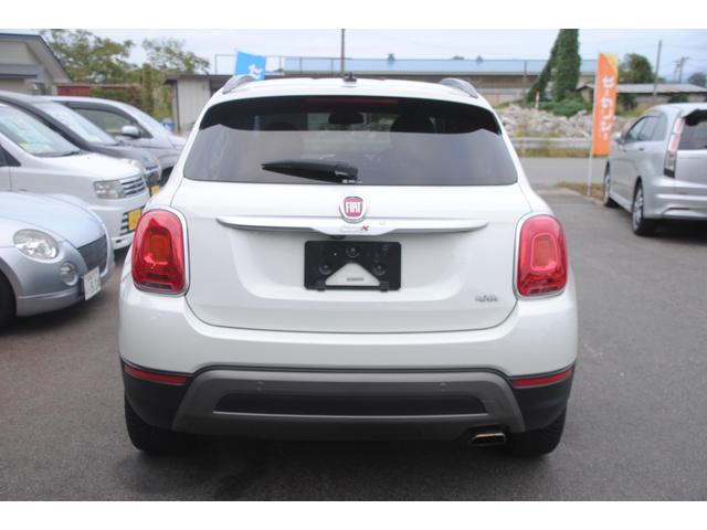５００Ｘ クロス　プラス　４ＷＤ　１４００ターボ　レーダクルーズ　本革シート　シートヒーター　ブラインドスポットモニター　アイドリングストップ　バックカメラ　コーナーセンサー　車検整備２年付き　プッシュスタート　禁煙車（9枚目）