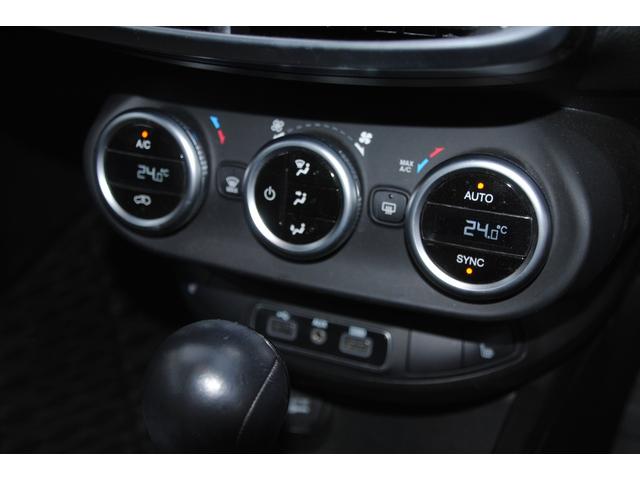 ５００Ｘ クロス　プラス　４ＷＤ　１４００ターボ　レーダクルーズ　本革シート　シートヒーター　ブラインドスポットモニター　アイドリングストップ　バックカメラ　コーナーセンサー　車検整備２年付き　プッシュスタート　禁煙車（18枚目）