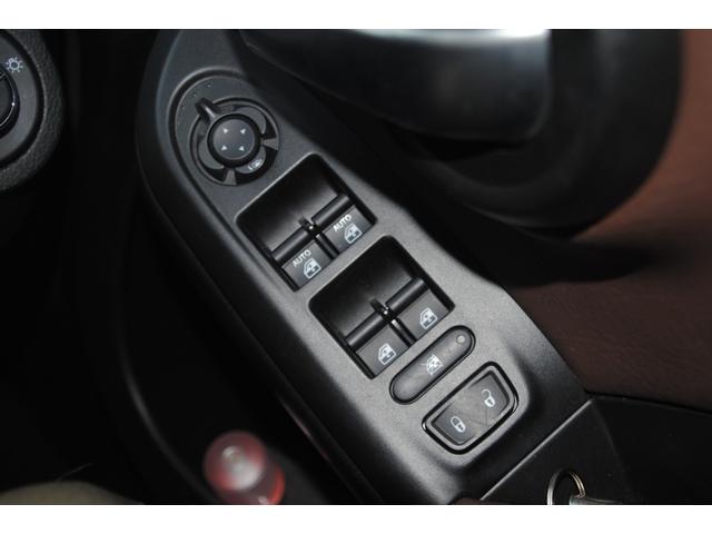 ５００Ｘ クロス　プラス　４ＷＤ　１４００ターボ　レーダクルーズ　本革シート　シートヒーター　ブラインドスポットモニター　アイドリングストップ　バックカメラ　コーナーセンサー　車検整備２年付き　プッシュスタート　禁煙車（26枚目）
