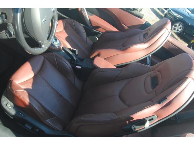 ３０８ ＣＣ　グリフ　後期　１．６Ｌターボ　デイライト　バリオルーフオープンカー　本革シート　左ハンドル　禁煙車　ＥＴＣ　車検整備２年付き　ネックヒーター　シートヒーター（14枚目）