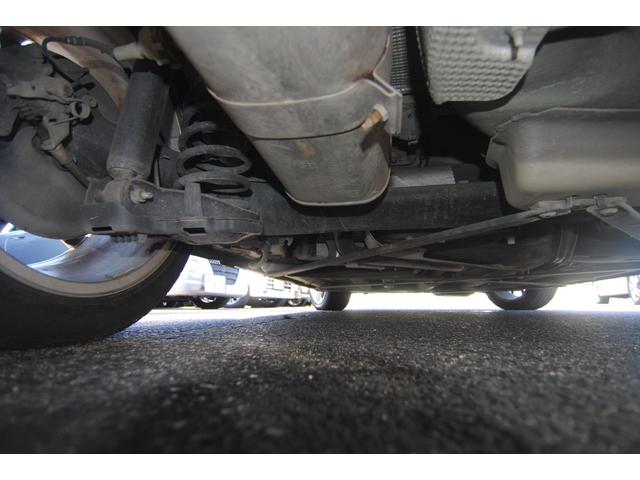 ３０８ ＣＣ　グリフ　後期　１．６Ｌターボ　デイライト　バリオルーフオープンカー　本革シート　左ハンドル　禁煙車　ＥＴＣ　車検整備２年付き　ネックヒーター　シートヒーター（62枚目）