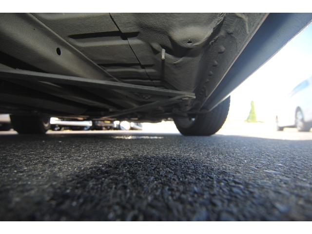 ３０８ ＣＣ　グリフ　後期　１．６Ｌターボ　デイライト　バリオルーフオープンカー　本革シート　左ハンドル　禁煙車　ＥＴＣ　車検整備２年付き　ネックヒーター　シートヒーター（64枚目）