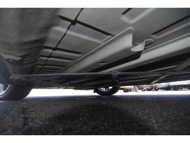 ３０８ ＣＣ　グリフ　後期　１．６Ｌターボ　デイライト　バリオルーフオープンカー　本革シート　左ハンドル　禁煙車　ＥＴＣ　車検整備２年付き　ネックヒーター　シートヒーター（65枚目）