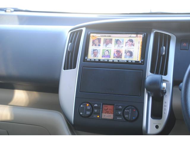 セレナ チェアキャブリフタータイプ 4WD 両側パワースライドドア 電動バックドア ETC 後席フリップダウンモニター 禁煙車 福祉車両 5ナンバーサイズ 3年間走行無制限保証 車検整備2年付き Bカメラ(40枚目)