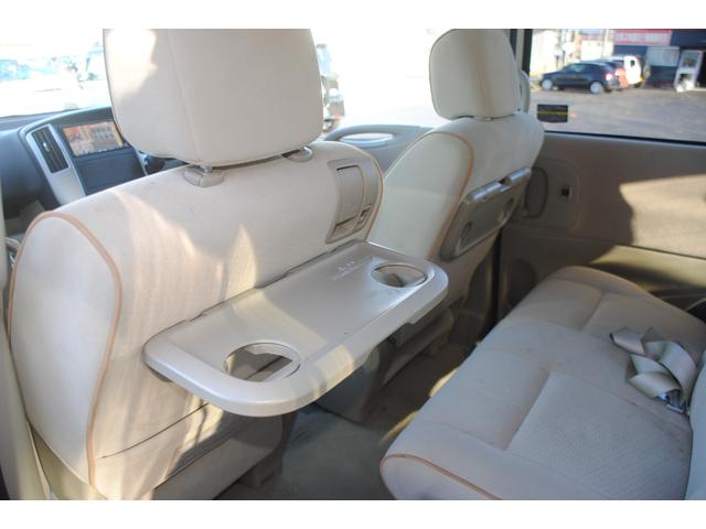 セレナ チェアキャブリフタータイプ 4WD 両側パワースライドドア 電動バックドア ETC 後席フリップダウンモニター 禁煙車 福祉車両 5ナンバーサイズ 3年間走行無制限保証 車検整備2年付き Bカメラ(44枚目)