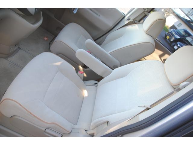 セレナ チェアキャブリフタータイプ 4WD 両側パワースライドドア 電動バックドア ETC 後席フリップダウンモニター 禁煙車 福祉車両 5ナンバーサイズ 3年間走行無制限保証 車検整備2年付き Bカメラ(46枚目)