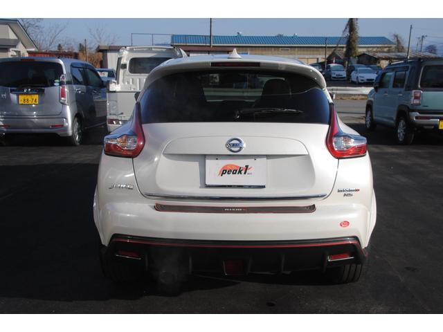 ジューク ニスモ　ＲＳ　４ＷＤ　８速ＣＶＴ　ＭＲ１６ＤＤＴニスモＲＳ専用チューン　ＲＳ専用大径ブレーキローター　キャリパーＲＳレッド　ＲＳエキゾースト　　３年間走行無制限保証　ＥＴＣ　全方位モニター　オートライト　寒冷地仕様（11枚目）