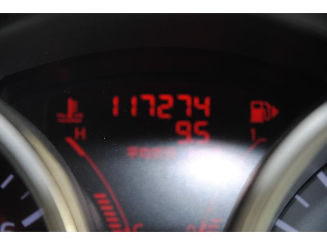 ジューク ニスモ　ＲＳ　４ＷＤ　８速ＣＶＴ　ＭＲ１６ＤＤＴニスモＲＳ専用チューン　ＲＳ専用大径ブレーキローター　キャリパーＲＳレッド　ＲＳエキゾースト　　３年間走行無制限保証　ＥＴＣ　全方位モニター　オートライト　寒冷地仕様（24枚目）