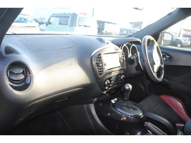 ジューク ニスモ　ＲＳ　４ＷＤ　８速ＣＶＴ　ＭＲ１６ＤＤＴニスモＲＳ専用チューン　ＲＳ専用大径ブレーキローター　キャリパーＲＳレッド　ＲＳエキゾースト　　３年間走行無制限保証　ＥＴＣ　全方位モニター　オートライト　寒冷地仕様（35枚目）