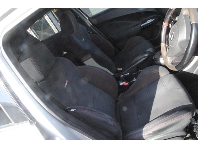ジューク ニスモ　ターボ　４ＷＤ　７速ＣＶＴ　ＭＲ１６ＤＤＴ　３年間走行無制限保証　ＥＴＣ　Ｂカメラ　オートライト　寒冷地仕様（15枚目）
