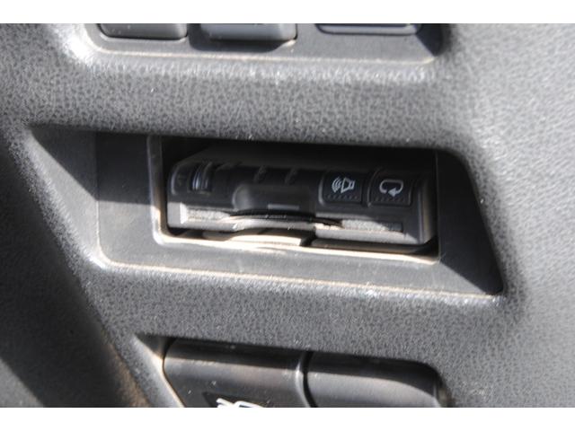 ジューク ニスモ　ターボ　４ＷＤ　７速ＣＶＴ　ＭＲ１６ＤＤＴ　３年間走行無制限保証　ＥＴＣ　Ｂカメラ　オートライト　寒冷地仕様（19枚目）