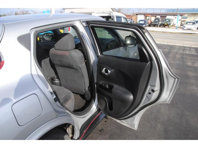 ジューク ニスモ　ターボ　４ＷＤ　７速ＣＶＴ　ＭＲ１６ＤＤＴ　３年間走行無制限保証　ＥＴＣ　Ｂカメラ　オートライト　寒冷地仕様（20枚目）