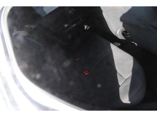 ジューク ニスモ　ターボ　４ＷＤ　７速ＣＶＴ　ＭＲ１６ＤＤＴ　３年間走行無制限保証　ＥＴＣ　Ｂカメラ　オートライト　寒冷地仕様（21枚目）