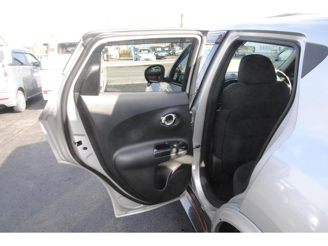 ジューク ニスモ　ターボ　４ＷＤ　７速ＣＶＴ　ＭＲ１６ＤＤＴ　３年間走行無制限保証　ＥＴＣ　Ｂカメラ　オートライト　寒冷地仕様（24枚目）