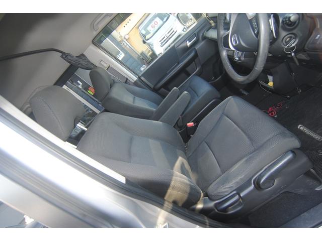 ステップワゴンスパーダ パワーエディション 4WD 両側パワスラ ETC Bカメラ 3年間走行無制限保証(11枚目)