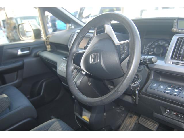 ステップワゴンスパーダ パワーエディション 4WD 両側パワスラ ETC Bカメラ 3年間走行無制限保証(13枚目)