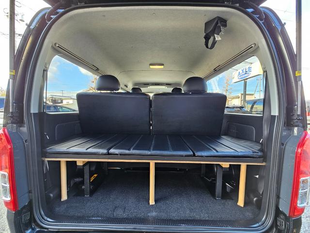 ハイエースバン ロングスーパーＧＬ　３ナンバー　両側パワースライド　ワンオーナー　バン１０人乗り　４ＷＤ（7枚目）