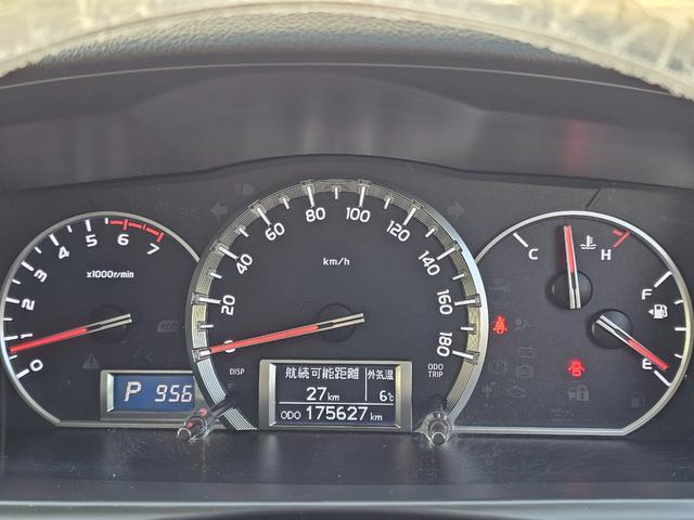 ハイエースバン ロングスーパーＧＬ　３ナンバー　両側パワースライド　ワンオーナー　バン１０人乗り　４ＷＤ（16枚目）