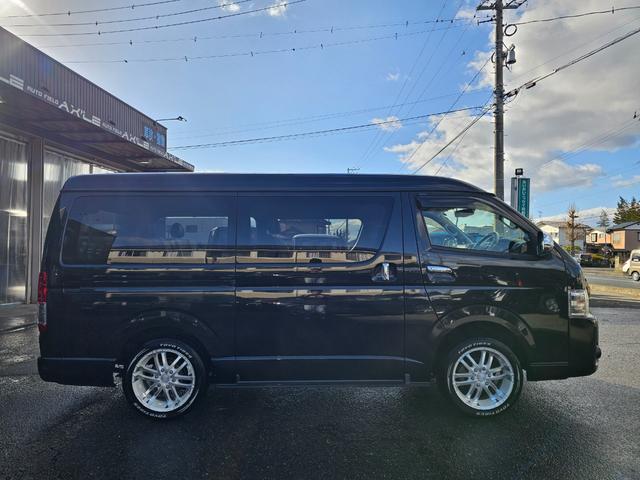 ハイエースバン ロングスーパーＧＬ　３ナンバー　両側パワースライド　ワンオーナー　バン１０人乗り　４ＷＤ（17枚目）