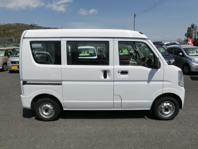 日産 ＮＶ１００クリッパーバン