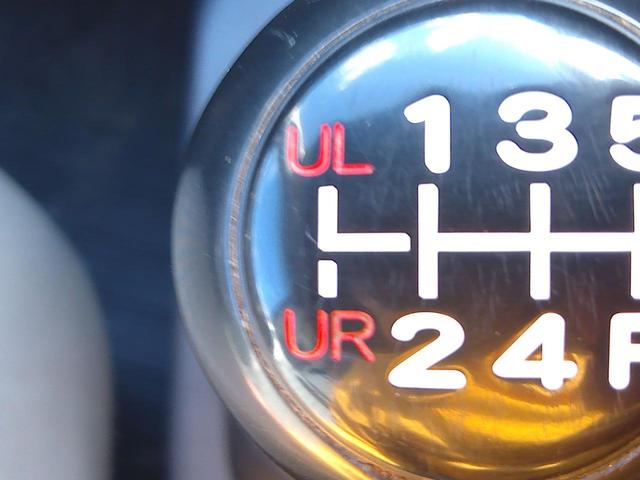 ＵＬ（ウルトラローギア）　ＵＲ（ウルトラリバースギア）