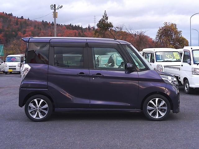 デイズルークス ハイウェイスター　Ｘ　Ｖセレクション　衝突軽減システム　新品夏タイヤ　４ＷＤ　純正ナビ　ＴＶ　Ｂｌｕｅｔｏｏｔｈ　全周囲・サイド・バック・フロントカメラ　シートヒーター　スマートキー　ＨＩＤ　フォグランプ（6枚目）