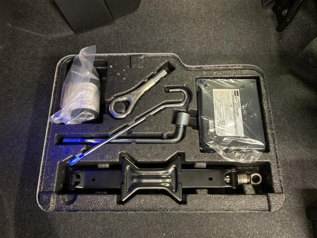 タンク カスタムＧ　Ｓ　４ＷＤ　フルセグ　メモリーナビ　ＤＶＤ再生　バックカメラ　衝突被害軽減システム　両側電動スライド　ＬＥＤヘッドランプ　アイドリングストップ（12枚目）