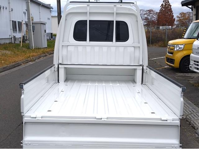 ハイゼットトラック ジャンボ　錆無・事故無・４ＷＤ・エアコン・パワステ・パワーウインド・キーレス・ナビ・テレビ（8枚目）