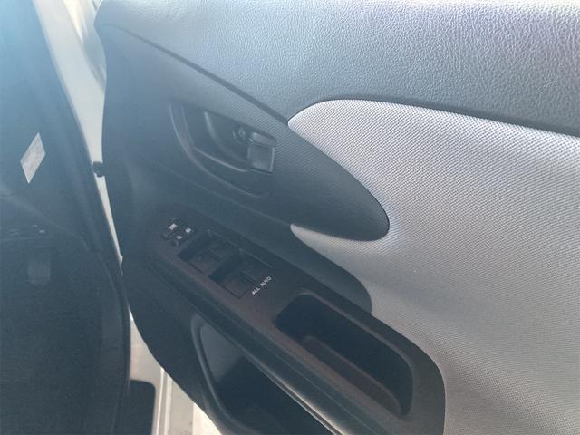 1.8X HIDセレクション ETC バックカメラ HID 3列シート フルフラット CD キーレスエントリー 電動格納ミラー CVT 衝突安全ボディ ABS ESC エアコン パワーステアリング パワーウィンドウ(7枚目)