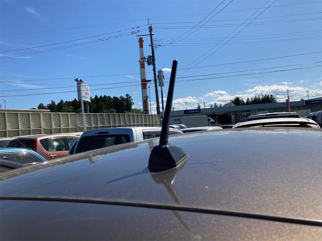 X SA 4WD 衝突被害軽減システム スマートキー アイドリングストップ 電動格納ミラー ベンチシート CVT 盗難防止システム ABS ESC CD ミュージックプレイヤー接続可 アルミホイール(40枚目)