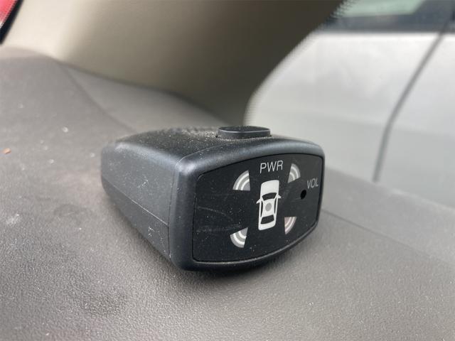 130i Cパッケージ HIDセレクション バックカメラ ナビ TV クリアランスソナー HID スマートキー 電動格納ミラー ウォークスルー AT 衝突安全ボディ ABS CD Bluetooth エアコン パワーステアリング(9枚目)