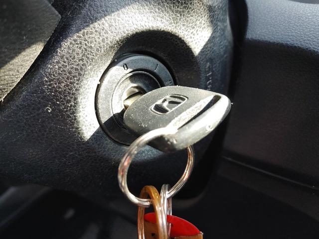 キーレスエントリー 電動格納ミラー CVT CD MD ミュージックプレイヤー接続可 エアコン パワーステアリング パワーウィンドウ(11枚目)