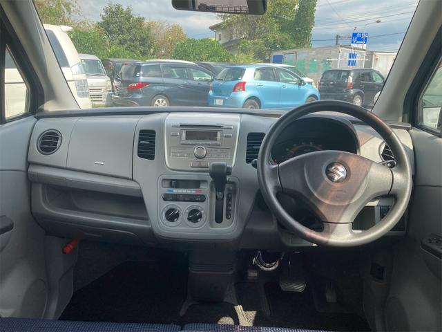 FX 4WD キーレスエントリー 電動格納ミラー シートヒーター ベンチシート AT 盗難防止システム CD 衝突安全ボディ エアコン ドアバイザー 運転席エアバッグ 助手席エアバッグ(2枚目)