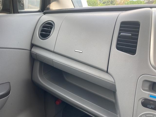 FX 4WD キーレスエントリー 電動格納ミラー シートヒーター ベンチシート AT 盗難防止システム CD 衝突安全ボディ エアコン ドアバイザー 運転席エアバッグ 助手席エアバッグ(30枚目)