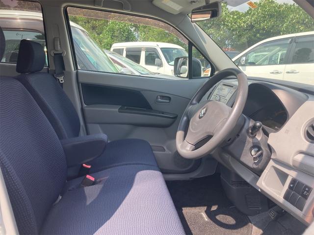 FX 4WD キーレスエントリー 電動格納ミラー シートヒーター ベンチシート AT 盗難防止システム CD 衝突安全ボディ エアコン ドアバイザー 運転席エアバッグ 助手席エアバッグ(40枚目)