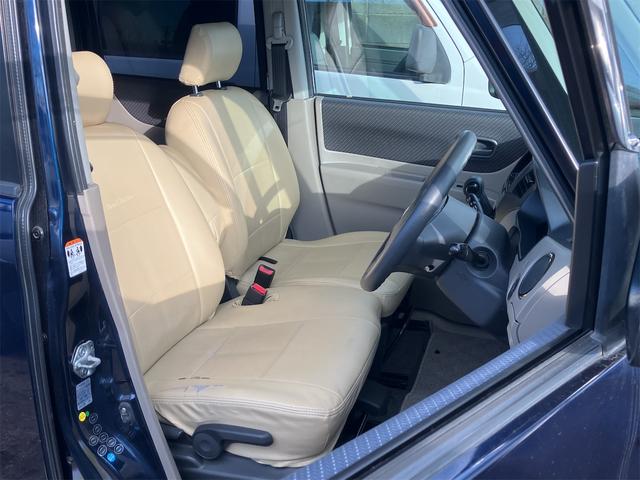 パレット Ｔ　４ＷＤ　両側電動スライドドア　ナビ　オートライト　ＨＩＤ　スマートキー　シートヒーター　ベンチシート　ＡＴ　盗難防止システム　ＡＢＳ　アルミホイール　衝突安全ボディ　エアコン　パワーステアリング（12枚目）