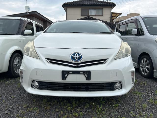 プリウスアルファ Ｓ　ナビ　アルミホイール　スマートキー　ＣＶＴ　盗難防止システム　衝突安全ボディ　ＡＢＳ　ミュージックプレイヤー接続可　エアコン　パワーステアリング　パワーウィンドウ（7枚目）
