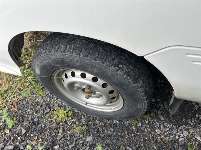 ハイゼットトラック スペシャル　４ＷＤ　ＭＴ　エアコン　パワーステアリング（8枚目）