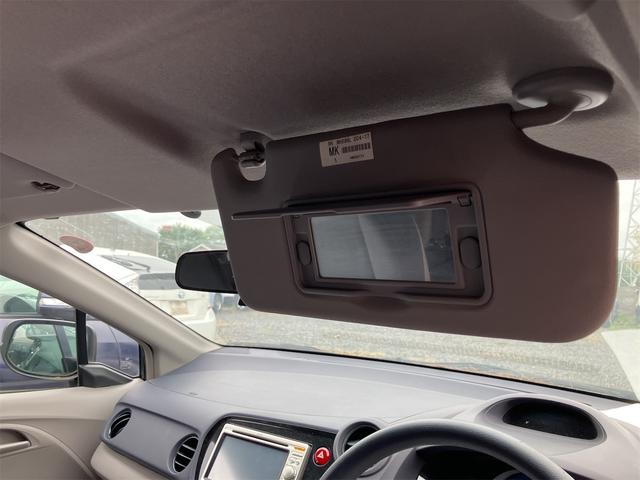 インサイト Ｇ　ＣＶＴ　キーレスエントリー　電動格納ミラー　盗難防止システム　ＣＤ　ＤＶＤ再生　ミュージックプレイヤー接続可　衝突安全ボディ　ＡＢＳ　エアコン　パワーステアリング　パワーウィンドウ（11枚目）