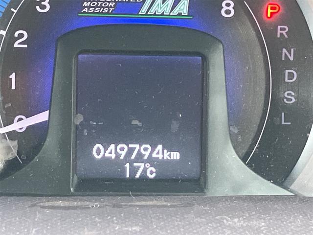 インサイト Ｇ　ＣＶＴ　キーレスエントリー　電動格納ミラー　盗難防止システム　ＣＤ　ＤＶＤ再生　ミュージックプレイヤー接続可　衝突安全ボディ　ＡＢＳ　エアコン　パワーステアリング　パワーウィンドウ（12枚目）