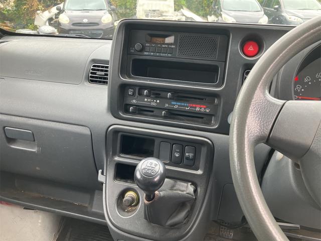 ピクシスバン スペシャル　４ＷＤ　ＭＴ　両側スライドドア　ＡＢＳ　エアコン　運転席エアバッグ　助手席エアバッグ（10枚目）