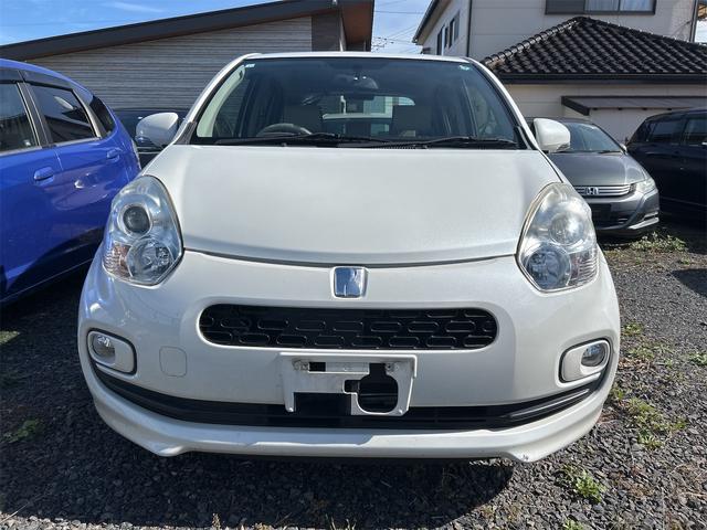 パッソ プラスハナ　４ＷＤ　ナビ　アルミホイール　キーレスエントリー　電動格納ミラー　ＣＶＴ　衝突安全ボディ　ベンチシート　ＡＢＳ　ＥＳＣ　エアコン　パワーステアリング　パワーウィンドウ　運転席エアバッグ（3枚目）