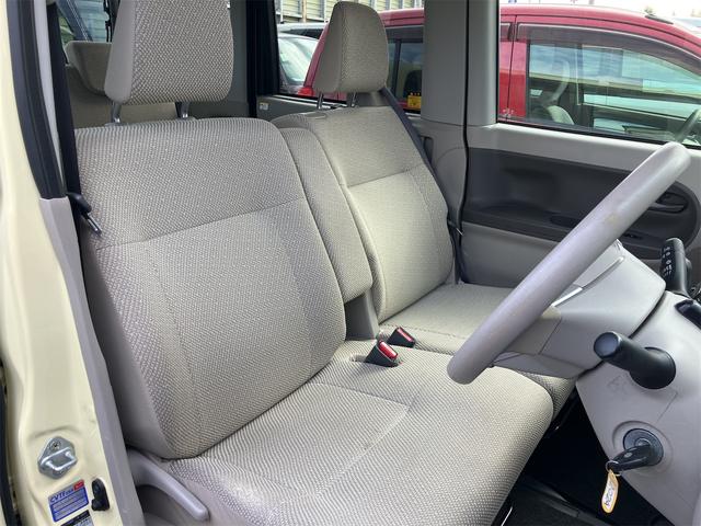 タント Ｌ　４ＷＤ　両側スライドドア　ＴＶ　キーレスエントリー　アイドリングストップ　ベンチシート　ＣＶＴ　盗難防止システム　ＡＢＳ　衝突安全ボディ　エアコン　パワーステアリング　パワーウィンドウ（7枚目）