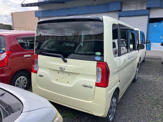 タント Ｌ　４ＷＤ　両側スライドドア　ＴＶ　キーレスエントリー　アイドリングストップ　ベンチシート　ＣＶＴ　盗難防止システム　ＡＢＳ　衝突安全ボディ　エアコン　パワーステアリング　パワーウィンドウ（10枚目）