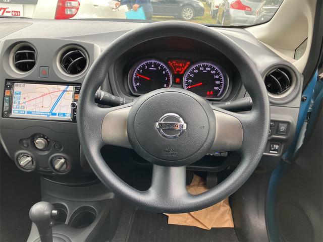 ノート Ｘ　ＥＴＣ　ナビ　ＴＶ　スマートキー　アイドリングストップ　電動格納ミラー　ＣＶＴ　盗難防止システム　衝突安全ボディ　ＡＢＳ　ミュージックプレイヤー接続可　エアコン　パワーステアリング　パワーウィンドウ（4枚目）